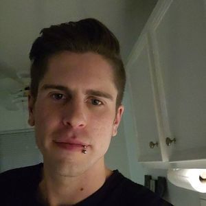 Meet your Posher, Zach